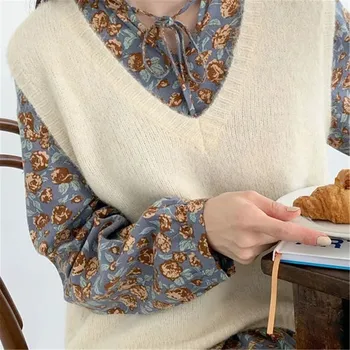 Fransız Vintage 2 adet Set V Yaka Örme Yelek Kazak + Ruffled Uzun Kollu Dantel Çiçek Baskı Elbise Kadın Kore Vahşi Tatlı Takım Elbise 4